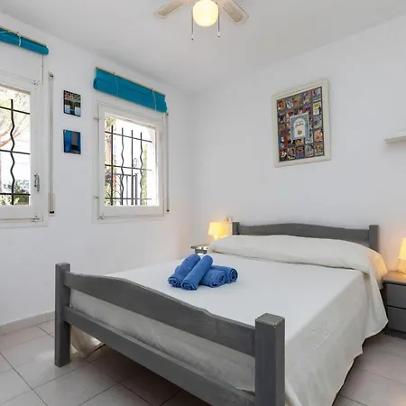 Aloes-2 By Interhome * Llança